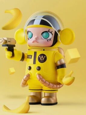 Space Molly Series 2: Banana 2017